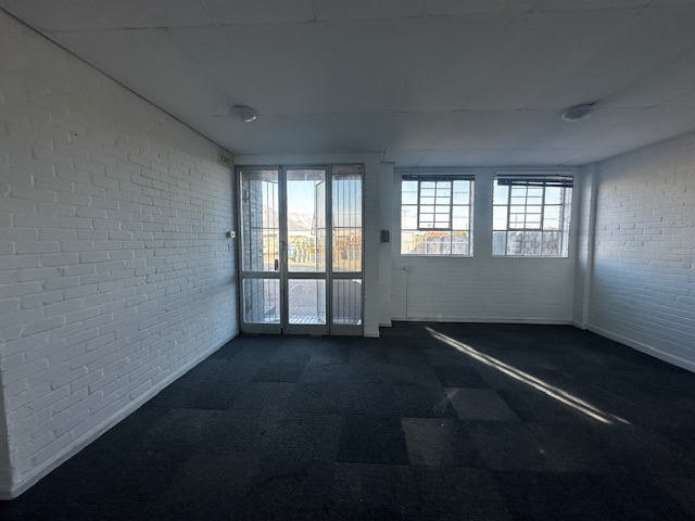 To Let Commercial Property for Rent in Maitland Western Cape